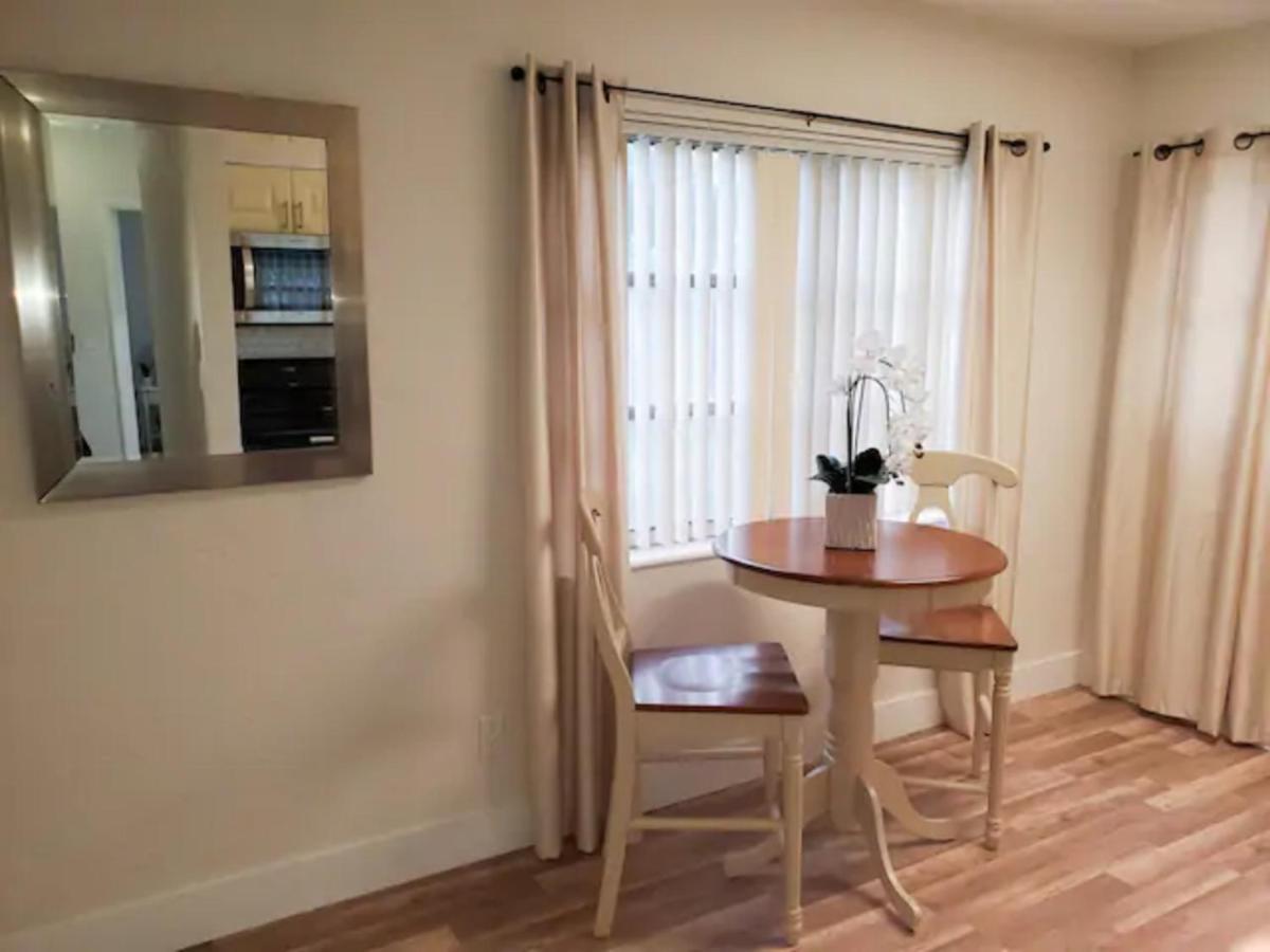 Sophisticated Dania Beach Suites Near The Beach Kültér fotó