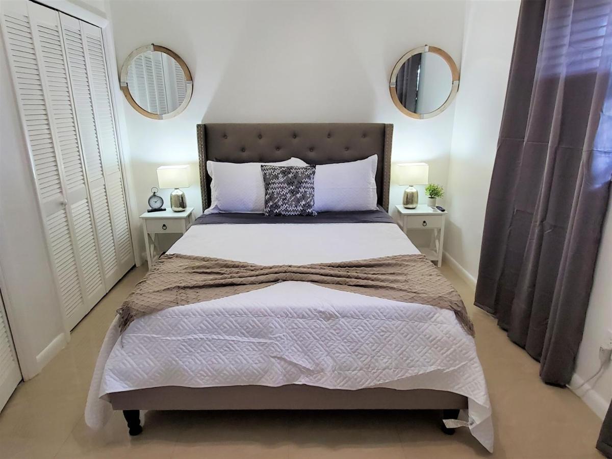 Sophisticated Dania Beach Suites Near The Beach Kültér fotó